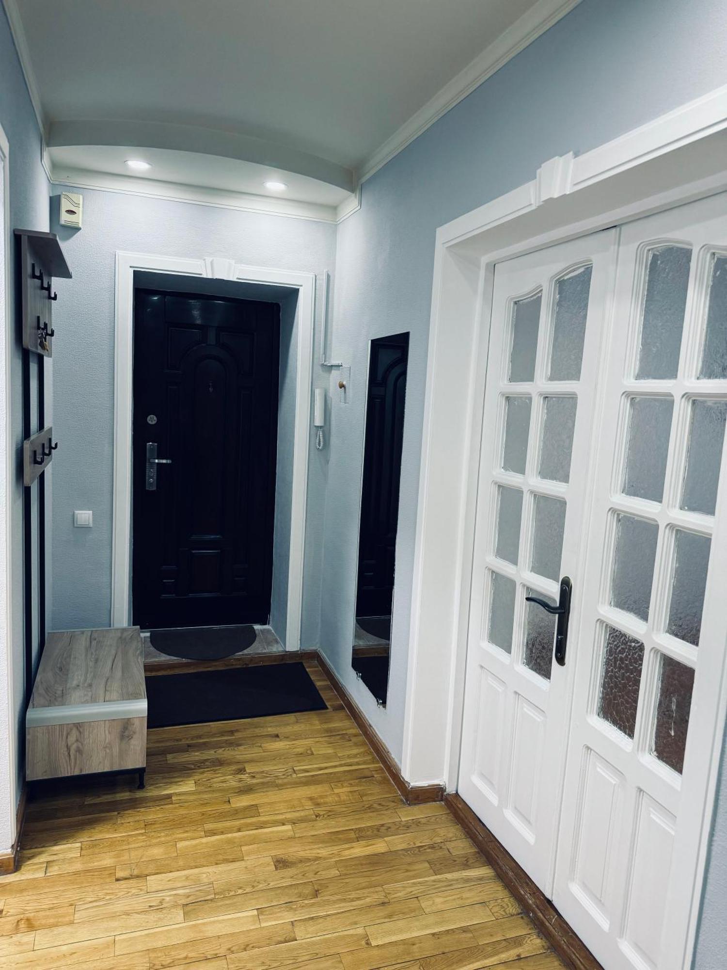 Classic Family Apart In The Center With 4 Rooms 塔什干 外观 照片